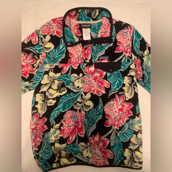 Patagonia Women’s Synchilla Floral - Picture 1 of 6